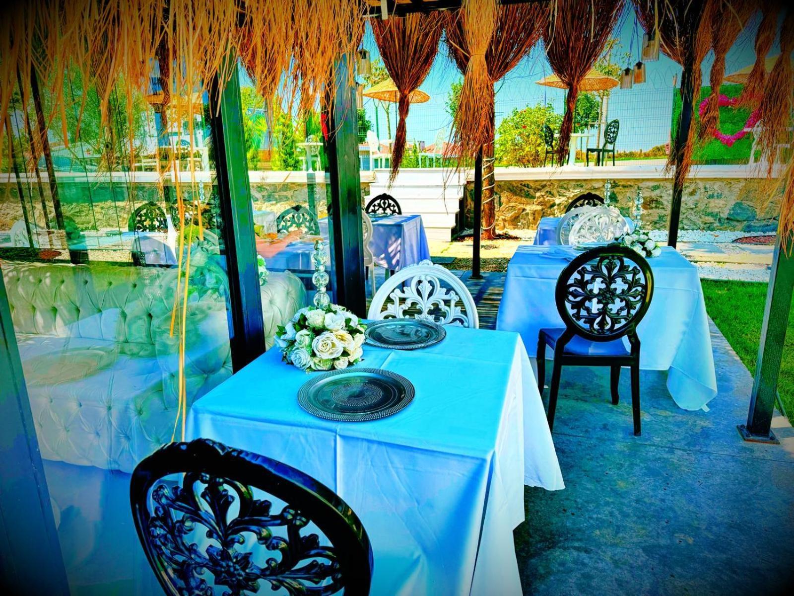 The Queen Airport Hotel-Round Trip Airport Service Arnavutkoy Exteriör bild